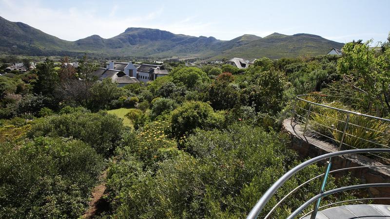 5 Bedroom Property for Sale in Crofters Valley Western Cape